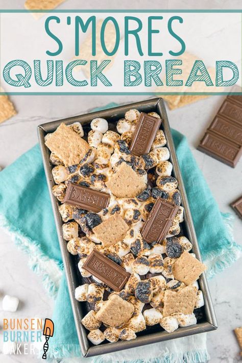 S'mores Quick Bread: Love s'mores?  Bring the graham cracker, chocolate, and toasted marshmallow combination indoors with this easy and fun dessert recipe!  An easy mix-by-hand chocolate graham cracker cake is topped with toasted marshmallow for a delicious, gooey treat! #bunsenburnerbakery #smores #quickbread #chocolate #marshmallows Chocolate Graham Cracker Cake, Cracker Chocolate, Cracker Cake, Graham Cracker Cake, Desserts Fruit, Quick Bread Recipe, Cheesecake Oreo, Cookies Wedding, Dessert Board