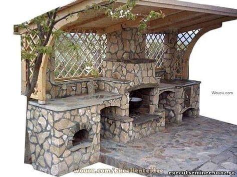 Design Camino, Design Per Patio, Small Shower, Outdoor Sinks, Outdoor Stone, Backyard Kitchen, Kitchen Designs Layout, Tile Designs, Garden Signs