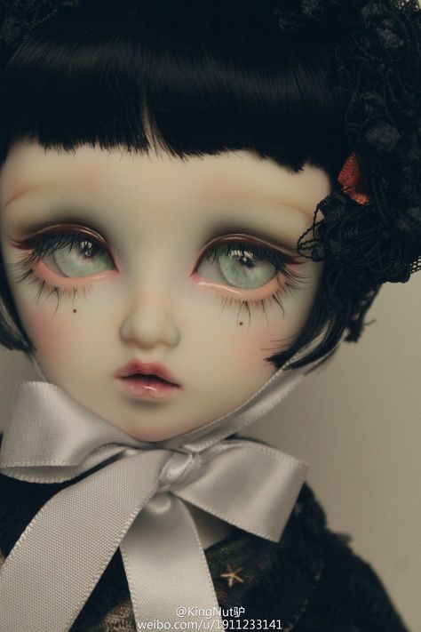 https://flic.kr/p/CYLNWV | Nana Volks | Nana with the LUTS’s body. Blue Eyes, Black Hair, Porcelain, Hair, Blue, Black