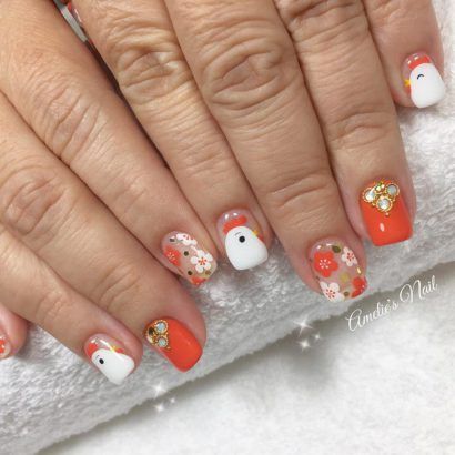 Chicken Acrylic Nails, Chicken Nail Art Designs, Farm Nail Art, Chicken Nails Designs, Farm Nails Designs, Chicken Nail Art, Farm Animal Nails, Farm Nails, Grandma Nails