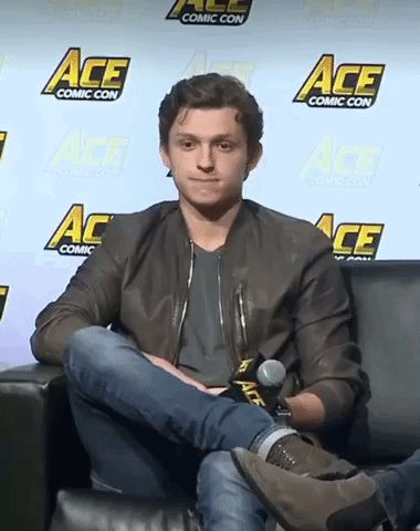 Love Imagines, Spiderman Love, Ace Comics, Smile Gif, Tom Holland Imagines, Tom Holland Spiderman, Gq Men, Spiderman Homecoming, Avengers Infinity