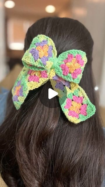 Oh Me Oh My Crochet on Instagram: "🎀NEW TUTORIAL🎀 The Granny Square Bow tutorial is now up on YouTube! (Link in bio)  These bows are our latest obsession and we couldn’t wait to share how we made them! True to its form, the granny square has proven to be adaptable to just about any project. 💕  #crochet #crochettutorial #crochetlove #crochetaddict #crochetbow #crochetideas #grannysquare #grannysquarebow #crochetersofinstagram #yarn #yarnlove #yarnaddict #ohmeohmycrochet" Crochet Hair Bow, Latest Obsession, Bow Tutorial, Boutique Hair Bows, Youtube Link, Crochet Square, Crochet Tutorial, Granny Square, Hair Bows