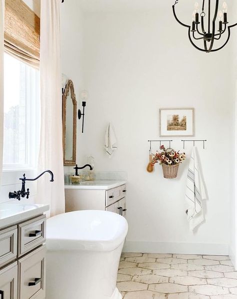 Farmhouse Master Suite, Marble Tile Bathroom Floor, Bathroom Flooring Trends, Classic Bathroom Tile, Bathroom Flooring Ideas, Clawfoot Tub Bathroom, Best Bathroom Flooring, Colorful Bathroom Tile, Marble Tile Bathroom