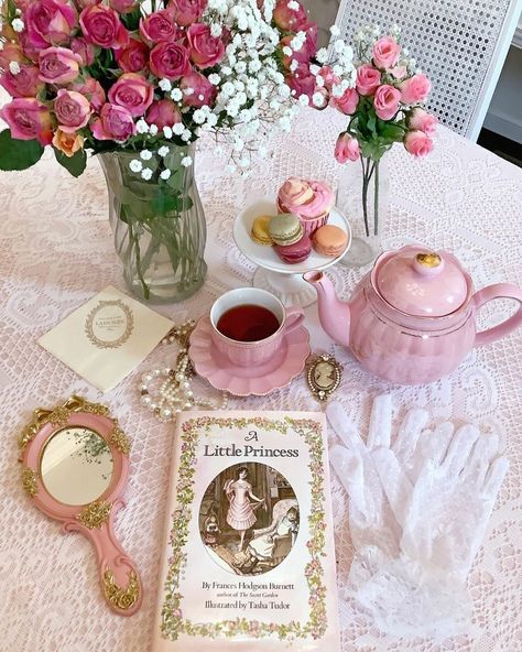 Victorian Tea Party, Pink Tea Party, Nana Jacqueline, Princess Life, Morning Mood, Birthday Inspo, Eyeliner Styles, Nails Today, Dream World