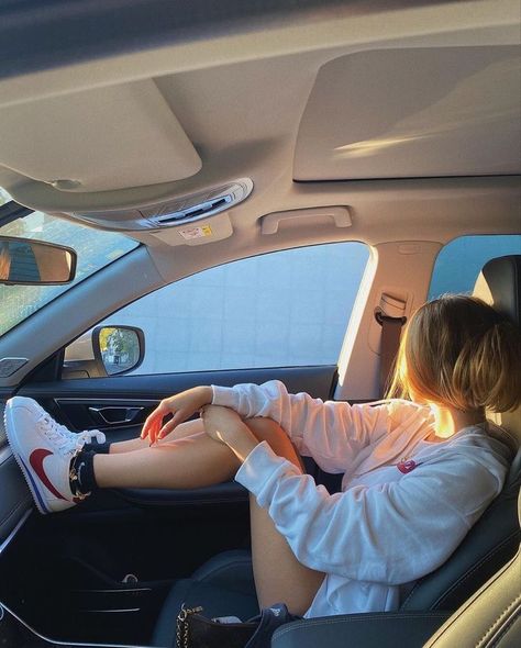 Car Poses, Poses Instagram, Selfie Poses Instagram, Best Photo Poses, Instagram Pose, Personal Journey, Instagram Photo Inspiration, Cute Poses, Insta Photo Ideas