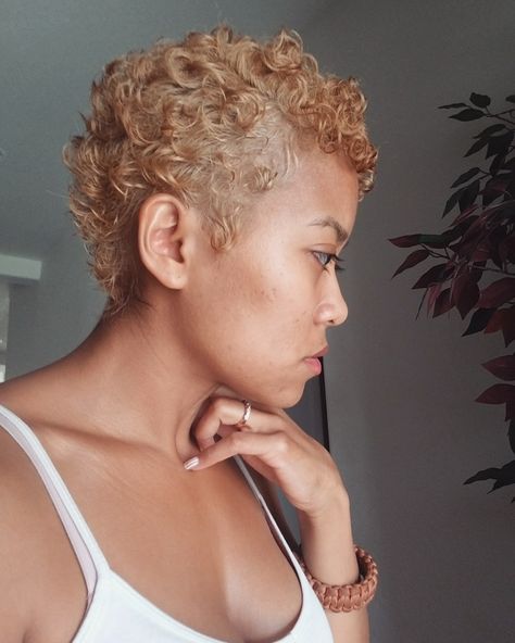 Brown Skin Blonde Hair, Blonde Instagram, Short Shaved Hairstyles, Natural Hair Cuts, Short Hair Images, Natural Hair Short Cuts, Cut Life, Follow Me Instagram, Blonde Short