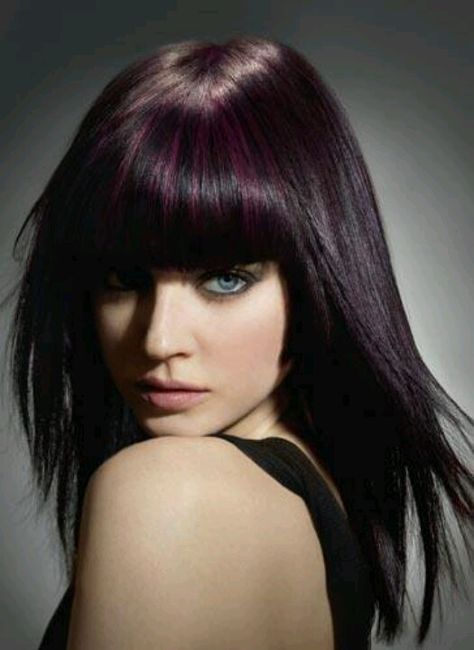 Aubergine highlights Aubergine Hair Color, Dark Burgundy Hair Color, Purple Highlights Brown Hair, Dark Burgundy Hair, Purple Brown Hair, Purple Hair Highlights, Hair Color Burgundy, Burgundy Hair, Hair Color Highlights