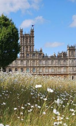 Abbey Aesthetic, Beau Film, Downton Abbey Fashion, Highclere Castle, Downton Abby, Lady Mary, British Tv, Downton Abbey, Beautiful Scenery