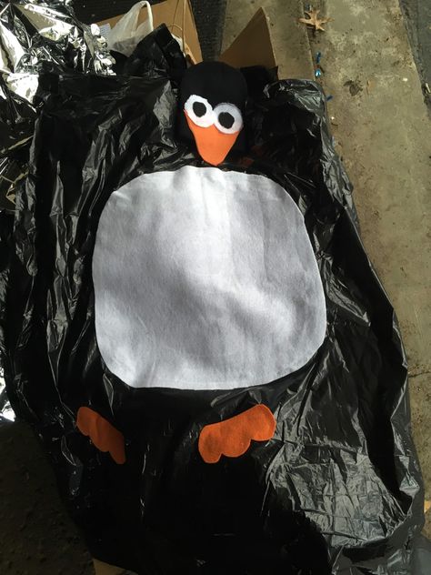 Winter hat, garbage bag and felt put cardboard betweeb bag sides when hot glueing so they dont melt together Garbage Bag Halloween Costume, Penguin Costume, Bin Bag, Normal Person, Garbage Bag, Winter Hat, Crafty Ideas, Diy Ideas, Penguins