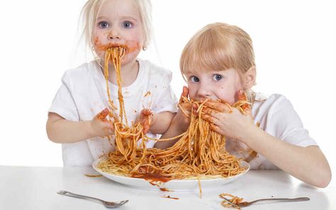 40 Good Manners for Kids (and Adults!) Messy Eating, Free Learning Websites, Educational Websites For Kids, Eating Spaghetti, Manners For Kids, Spaghetti Bolognaise, Boiled Chicken Breast, Good Manners, People Eating