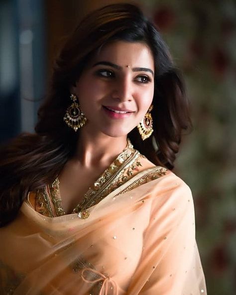 26.3k Likes, 85 Comments - Samantha Akkineni (@samanthaprabhuofficial) on Instagram: “❤❤❤❤ . . .. . . . . . . . . . . .. . .. . . . . . . . . . . . . . . . .. . . . .. . Follow…” Samantha In Saree, Samantha Ruth Prabhu, Samantha Images, Samantha Pics, फोटोग्राफी 101, Samantha Ruth, Samantha Photos, Akita, Image Hd