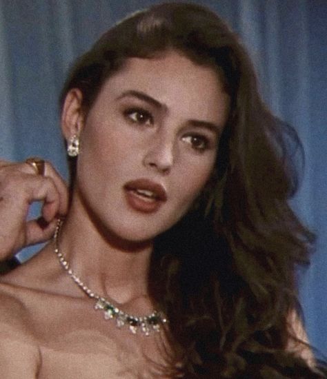 Monica Bellucci in 'La Riffa' (1991) Dir. by Francesco Laudadio Monica Belluci Style, Beauty Goals, Monica Bellucci, Maquillaje Natural, Beauty Icons, Iconic Women, Blue Moon, Fashion Outfit, Inspirational Women