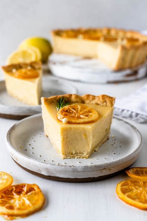 Lemon Pie With Condensed Milk, Lemon Condensed Milk, Pie With Condensed Milk, Caramelized Lemon, Lemon Pies, Almond Cookie, Milk Dessert, Condensed Milk Recipes, Lemon Pie