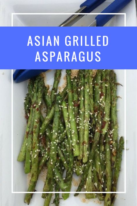 Asian Grilled Asparagus - Asparagus brushed with sesame oil is grilled and then tossed with a sweet-spicy sauce and topped with toasted sesame seeds for a delicious summer side dish. Grilled Asian Vegetables, Corn Summer Salad, Asian Asparagus, Divine Recipes, Summer Side Dishes Recipes, Best Asparagus Recipe, Grilled Asparagus Recipes, Asparagus Recipes Baked, Foil Packet Dinners