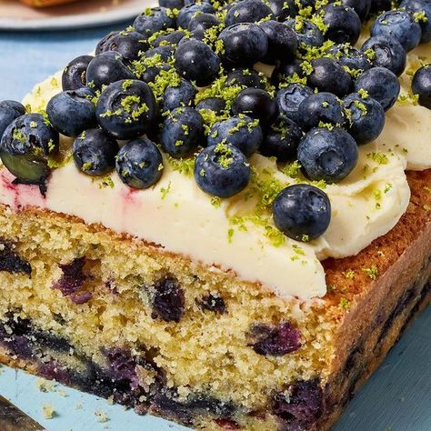 Jane's Patisserie Blueberry Lime Loaf Cake | Easy Baking Recipe Blueberry And Lemon Cake, Lemon And Blueberry Cake, Lemon And Blueberry, Easy Buttercream Frosting, Fruit Cake Recipe, Janes Patisserie, Loaf Cake Recipes, Fruit Cobbler, Rhubarb And Custard