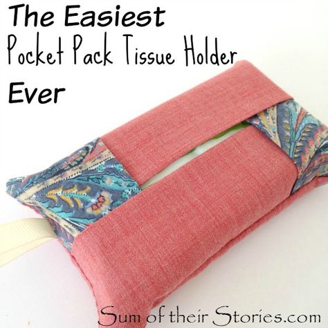 Sum of their Stories:The Easiest Pocket Pack Tissue Holder Ever Quick Sewing Gifts, Diy Sy, Tissue Pack, Beginner Sewing Projects Easy, Leftover Fabric, Tissue Holder, Creation Couture, Sewing Projects For Beginners, Sewing Skills