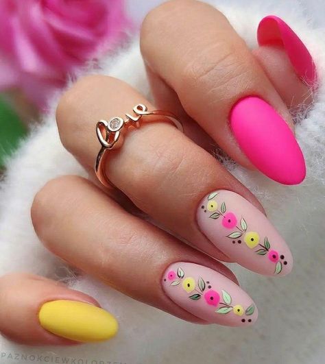 Top 30 Gel Almond Nail Designs - Embrace 2024's Spring Trends in Style!" Summer Nail Inspo 2024 Almond, June Nails Ideas 2024, Nail 2024, Summer Nails 2023, Unghie Nail Art, Almond Nails Designs, Almond Nail, Long Acrylic, Nails 2023