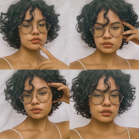 Short Curly Hair And Glasses, Short Curly Hair With Glasses, Curly Hair Glasses, Dancing In September, Dream Core, Hair Curl, Dye My Hair, Curly Hair Cuts, Short Curly Hair