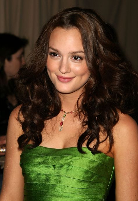 Leighton Meester Leighton Meester Hair, Vanessa Abrams, Dan Humphrey, Brunette Actresses, Stile Blair Waldorf, Nate Archibald, Cruise Collection, Chuck Bass, Celebrity Look Alike