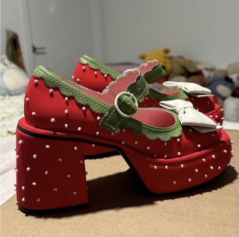 Strawberry Shoes, Red Mary Jane Shoes, Funny Wedding Photos, Dr Shoes, Cute Shoes Heels, Funky Shoes, Funny Wedding, Aesthetic Shoes, Swag Shoes