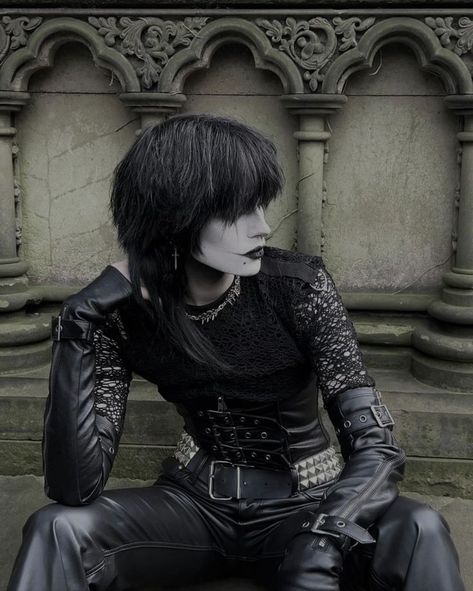 Goth Inspo Men, Male Goth Character Design, White Black Hair Men, Plus Size Goth Outfits Men, Romantic Goth Aesthetic Men, Goth Photoshoot Men, Traditional Goth Men, Goth Guy Drawing, Trad Goth Male Outfit