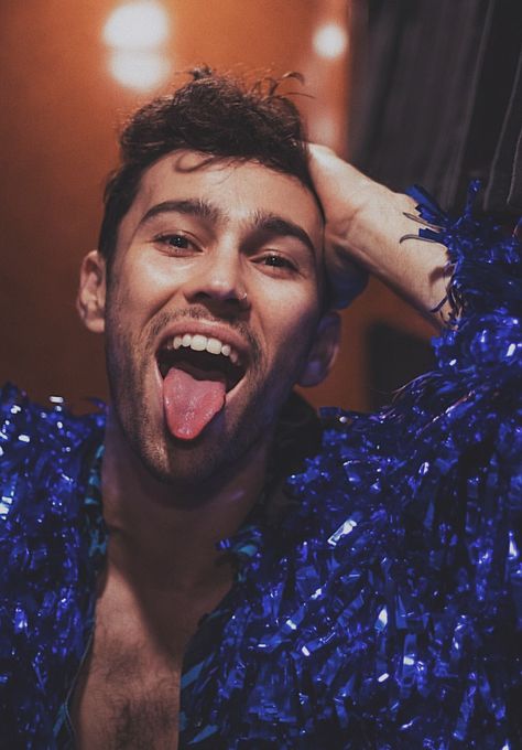 Max Schneider Aesthetic, Max Singer, Max Schneider, Shane Harper, Black Hair Inspiration, Hayden Summerall, Photo Walls, Duggar Family, Cher Lloyd