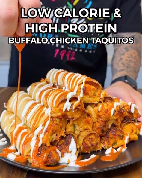 High Protein Taquitos, High Protein Buffalo Chicken Wrap, Easy Low Carb High Protein Meals, Buffalo Chicken Taquitos, Low Calorie Tortilla, Easy Healthy Snack, Low Calorie High Protein, Easy Buffalo Chicken, High Protein Dinner