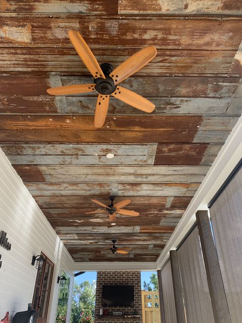 Tin Ceiling Lighting Ideas, Tin Roof Back Porch, Repurposed Tin Ceiling Tiles, Old Tin On Ceiling, Tin Decorating Ideas Farmhouse, Old Tin Under Porch Roof, Rustic Metal Ceiling Ideas, Tin Roof Bedroom, Rustic Metal Ceiling