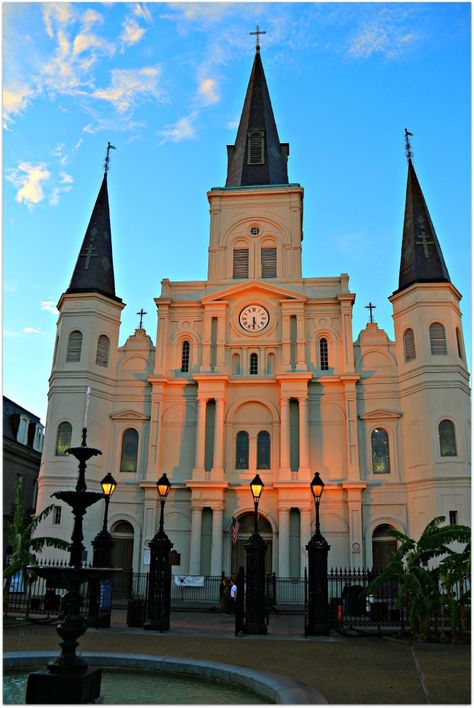 St. Louis Cathedral Getting Dark Nouvelle Orleans, St Louis Cathedral, Queen Of The South, Visit New Orleans, Jackson Square, New Orleans Travel, Cultural Capital, Interesting Places, French Quarter