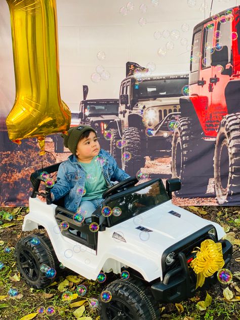 Jeep theme Jeep Birthday Party, Jeep Birthday, Boys First Birthday Party Ideas, Boy First Birthday, Bday Ideas, 4th Birthday, Birthday Theme, First Birthday, Birthday Party Themes