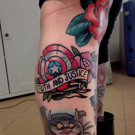 Captain America Tattoo, America Tattoo, Disney Sleeve Tattoos, Nerdy Tattoos, Disney Sleeve, The Best Tattoos, Movie Tattoo, Traditional Sleeve, Marvel Tattoos