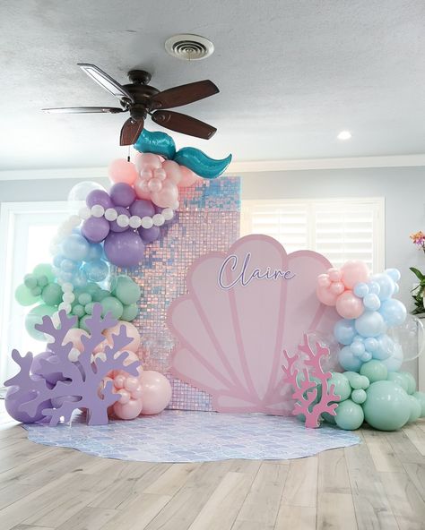 Oneder The Sea! #mermaid #mermaidtheme #mermaidthemeparty #mermaidthemebirthday #mermaidballoons #mermaidballoongarland #mermaidthemebackdrop #mermaidthemeballoongarland #mermaidthemeballoons Mermaid Theme Backdrop Ideas, 1st Birthday Sea Theme, Baby Ariel Birthday Party, Two The Sea Birthday Party Girl, Under The Sea First Birthday Girl, Under The Sea Baby Shower Ideas For Girl, Oneder The Sea 1st Birthday Girl, Mermaid Baby Shower Ideas, Mermaid First Birthday Party