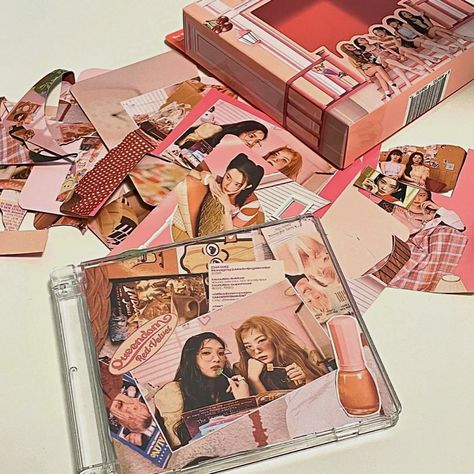 Kpop Journaling, 2000 Vibes, Cd Idea, Diy Pop, Aesthetic Cover, Cd Case, Kpop Collection, Kpop Albums, Cover Album