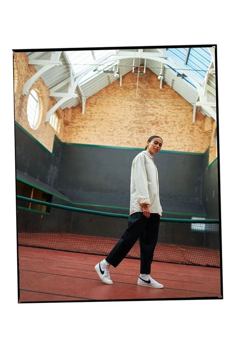 eb1e78328c46506b46a4ac4a1e378b91desc53089971ri Nike Sacai Waffle, Nike Blazer 77 Vintage, Styling Sneakers, Nike Mid Blazer, Sacai Waffle, Mid Blazer, Tennis Court Photoshoot, Nike Blazer Mid 77 Outfit, Nike Campaign