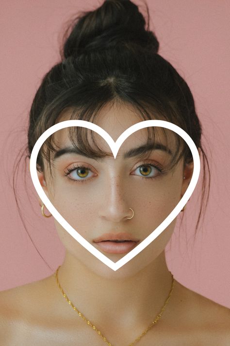 Heart shape face example for make-up application Heart Shape Face, Shape Face, Face Tips, Makeup Guide, Heart Face Shape, Facial Features, Heart Shape, Heart Shapes, Facial