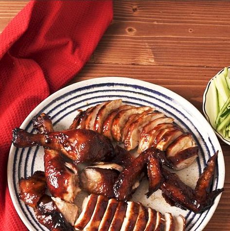 Peking Style Chicken - Delish.com Buzzfeed Food Videos, Chinese Food Recipes, Authentic Mexican Recipes, Peking Duck, Tasty Videos, Duck Recipes, Rainbow Food, Mexican Food Recipes Authentic, Food Videos Desserts