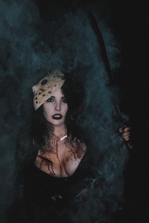 Jason Make Up Halloween, Freddy Kruger Photoshoot, Friday The 13th Photoshoot Ideas, Dark Gothic Photography, Horror Movie Photoshoot Ideas, Slasher Photoshoot Ideas, Friday The 13th Photoshoot, Jason Voorhees Photoshoot, Jason Vorhees Costume Women