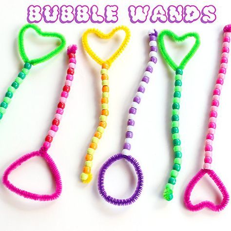 Bubble Wand: We used square wooden beads so kids could print their names on them using ultra-fine Sharpies. Bubble recipe note: Dish soap, water & corn syrup makes bubbles (and hands) sticky, so glycerin (slippery) is better. Potion Craft, Mirror Movie, Library Crafts, Bubble Solution, Bubble Wand, Pipe Cleaner Crafts, Bubble Wands, Pipe Cleaners, Crafty Moms