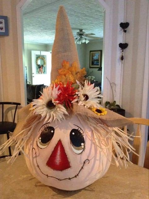 Scarecrow Pumpkin Decorating Ideas, Uncarved Pumpkins Decorating, Pumpkin Painting Ideas Scarecrow, Ideas De Calabazas Halloween, Scarecrow Pumpkin Painting, Scarecrow Pumkin Decoration, Decorating Pumpkin Ideas, Gourd Painting Ideas, Scarecrow Pumpkin Head