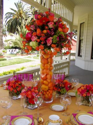 gorgeous Food Project, Monica And Chandler, Orange Table, Tablescape Ideas, Autumn Decorating, Beautiful Table Settings, Pretty Tables, Summer Tables, Centerpiece Ideas