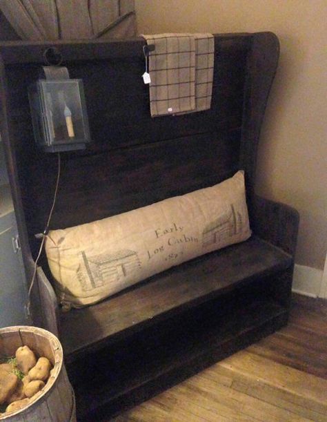 Deacons Bench, Colonial Living Room, Primitive Bench, Primitive Living, Primitive Living Room, Country Decorating, Primitive Style, Primitive Decorating Country, Primitive Home