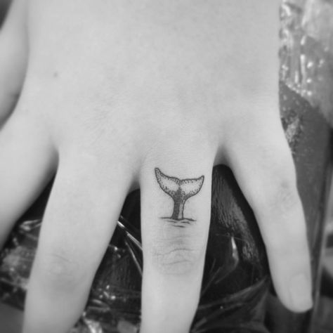 Whale Tail Tattoo, Tail Tattoo, Targaryen Tattoo, Orca Tattoo, Whale Tattoo, Petit Tattoo, Cool Wrist Tattoos, Whale Tattoos, Aries Tattoo