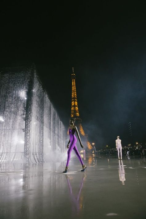 Paris Fashion Week Aesthetic, Fashion Show Aesthetic, Paris Mood Board, Fashion Week Aesthetic, Dior 2020, Fashion Week Backstage, Fashion Show Backstage, Paris Fashion Week Runway, Friends Moments