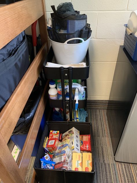 Masons freshman dorm room at Georgia Tech. Fitten Hall (supplies and snacks) College Snack Ideas Dorm Food, College Snacks Dorm, Georgia Tech Dorm, Dorm Food Ideas, Dorm Room Snacks, Dorm Snacks, Freshman Dorm Room, Dorm Room Food, College Snacks