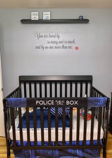 Dr Who Nursery, Geek Nursery Ideas, Harry Potter Nursery Theme, Doctor Who Bedroom, Nerdy Nursery, Doctor Who Nursery, Geek Nursery, Doctor Who Baby, Nursery Aesthetic