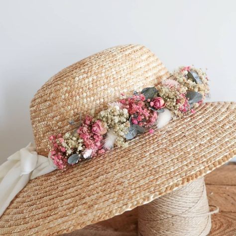 Straw Hat Diy, Wedding Car Deco, Vintage Style Hat, Gardening Hat, Sinamay Hats, Easter Hats, Yarn Hats, Spring Tea, Preppy Jewelry