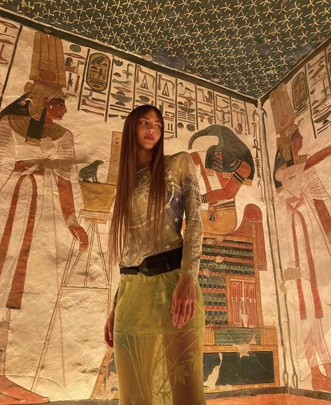 Egypt Outfits, Egypt Style, Simi Haze, Egypt Aesthetic, Egypt Travel, Arabian Nights, Ancient Egypt, Travel Aesthetic, Photo Inspiration