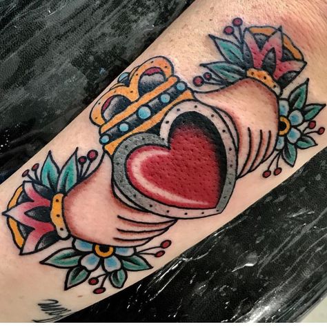 Tattoo by @jrubytattooer #claddaghtattoo #traditionaltattoo N Heart Tattoo, Claddagh Ring Tattoo, Crown Tattoo Men, N Heart, Claddagh Tattoo, Irish Tattoo, Simple Finger Tattoo, Small Crown Tattoo, Irish Tattoos