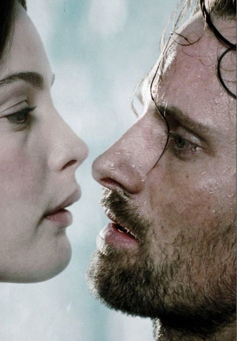 Liv Tyler and Viggo Mortensen portray the characters of Arwen and Aragorn respectively in the "Lord of the Rings" triology........ Arwen Aesthetic, Aragorn Aesthetic, Arwen Aragorn, Arwen And Aragorn, Aragorn Lotr, Aragorn And Arwen, Viggo Mortensen, Elizabeth Gilbert, Fellowship Of The Ring