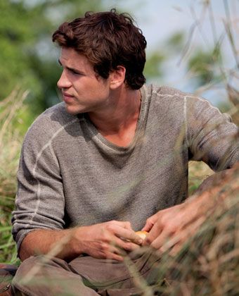 Liam Hemsworth Hunger Games, Hunger Games Halloween Costumes, Gale Hunger Games, Hunger Games Costume, Team Gale, Gale Hawthorne, Games Halloween, Fictional Character Crush, District 12